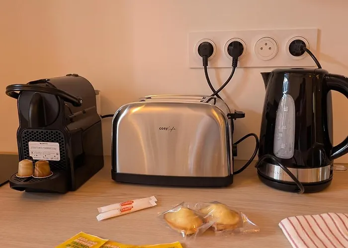 Le Petit Capoine 2- T2 Plein Centre De Carcassonne- Апартаменты *