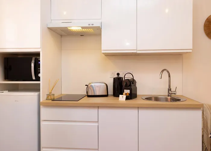 Le Petit Capoine 2- T2 Plein Centre De Carcassonne- Καρκασόν